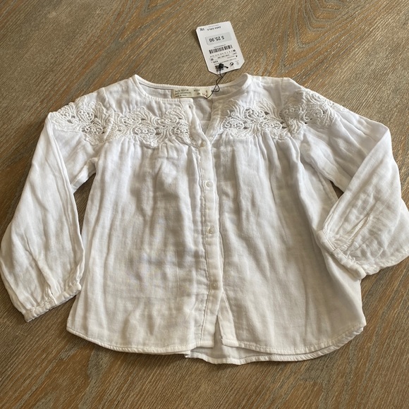 Zara Other - New Zara sz 4 white crochet long sleeve blouse